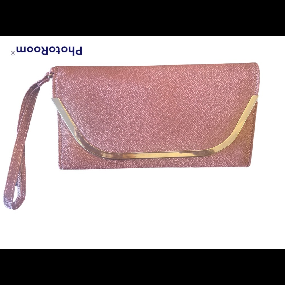 Wristlet wallet purse